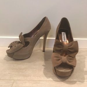Steve Madden Nude ‘Proper’ Pumps